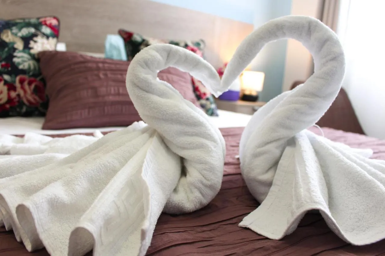 公寓 Ocean Garden Suite 612 阿德耶