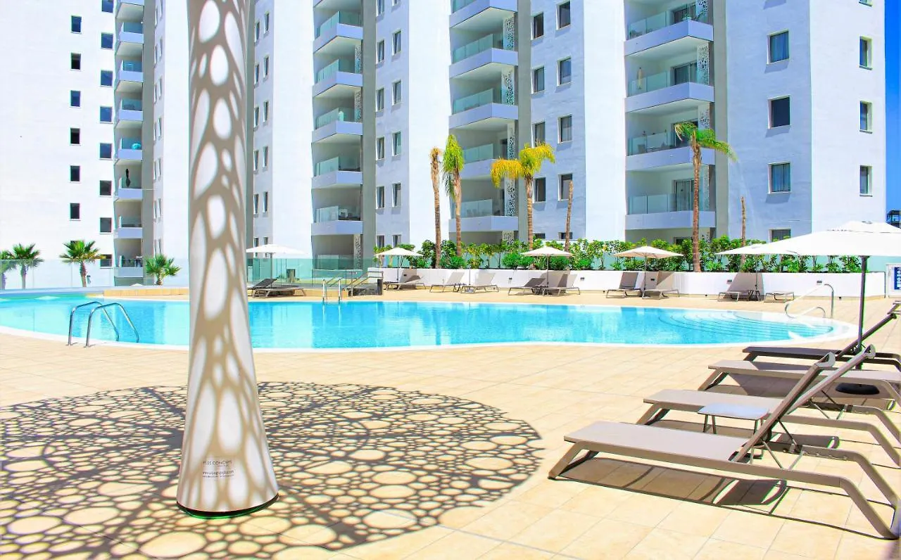 Ocean Garden Suite 612 阿德耶 公寓